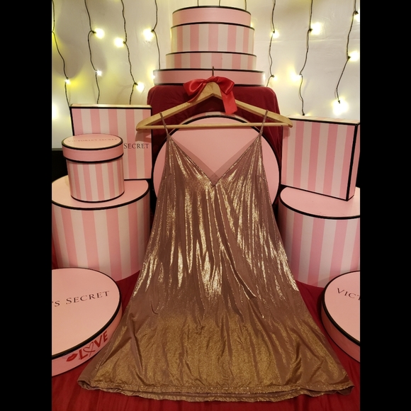 Victoria Secret Silky Metallic Slip - Picture 5 of 6